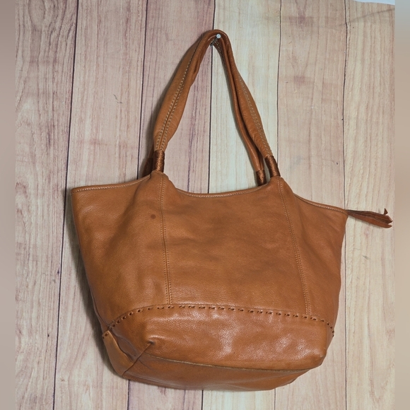 The Sak  Leather Hobo Style Shoulder Bag  Tote Bag Size 16x10" Large - Picture 5 of 12
